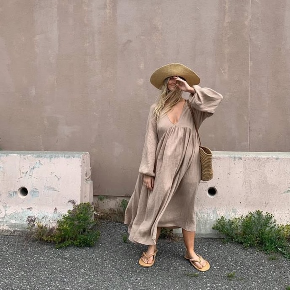 Boheme White Maxi Dress - Picture 2 of 4